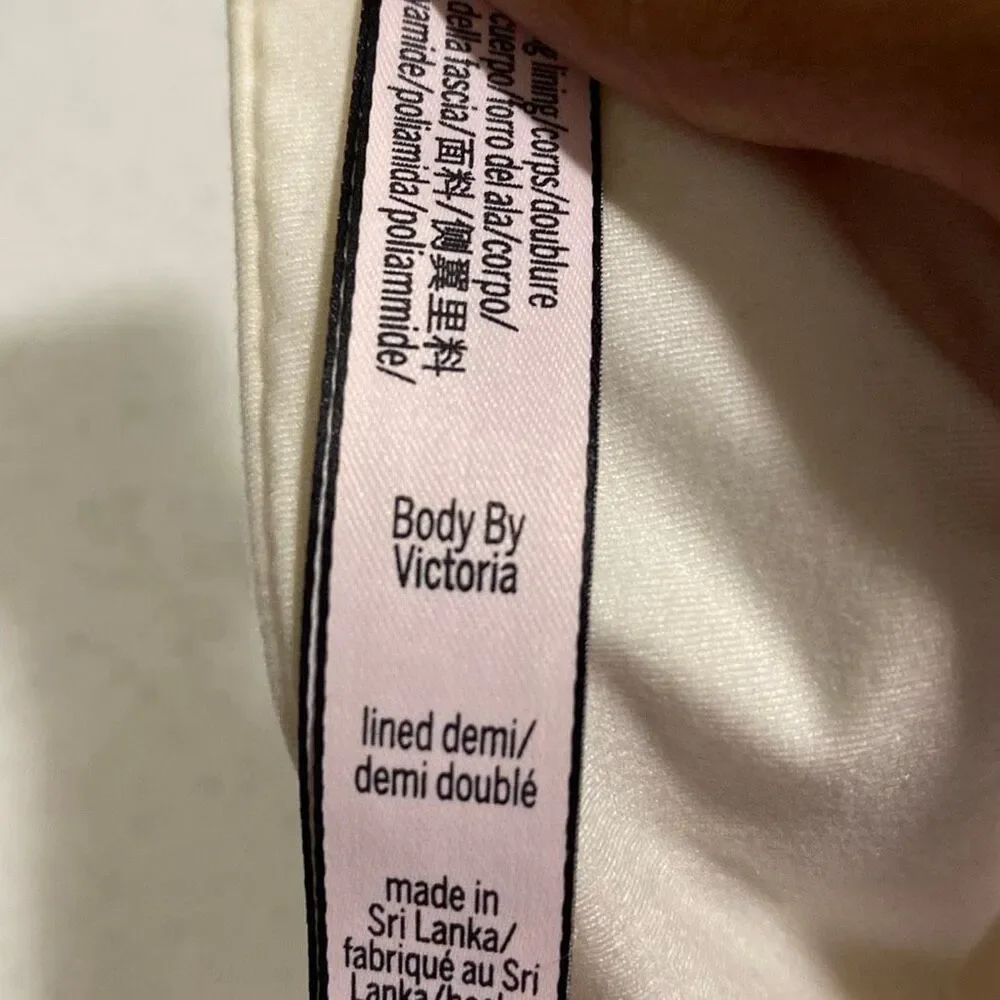 Victoria secret body by Victoria lined denim bra size 38C